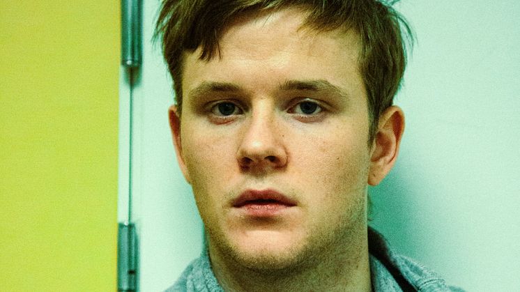 Ludvig Deltin spelar ung gärningsman i Teater Fryshusets nya föreställning "ROV"