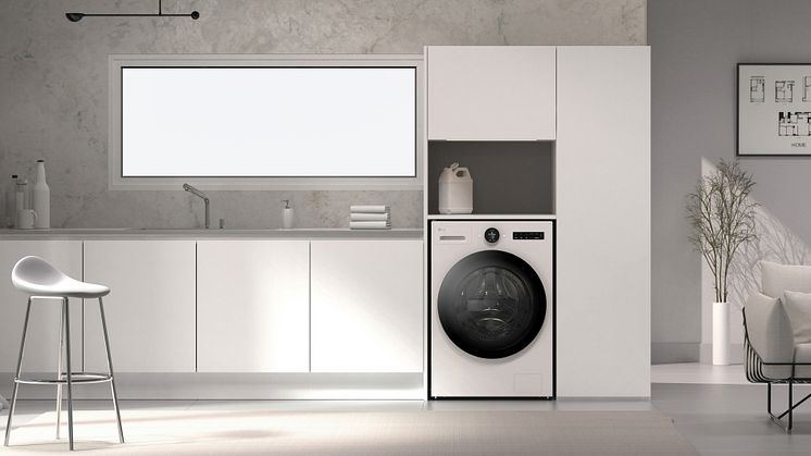 LG 25-inch Washer_LCD_Lifestyle_F.jpg