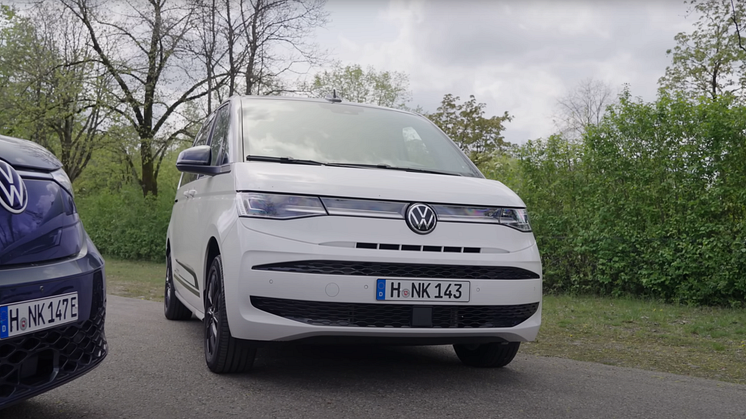 VW ID. Buzz vs. VW Multivan: Elektro oder Diesel?