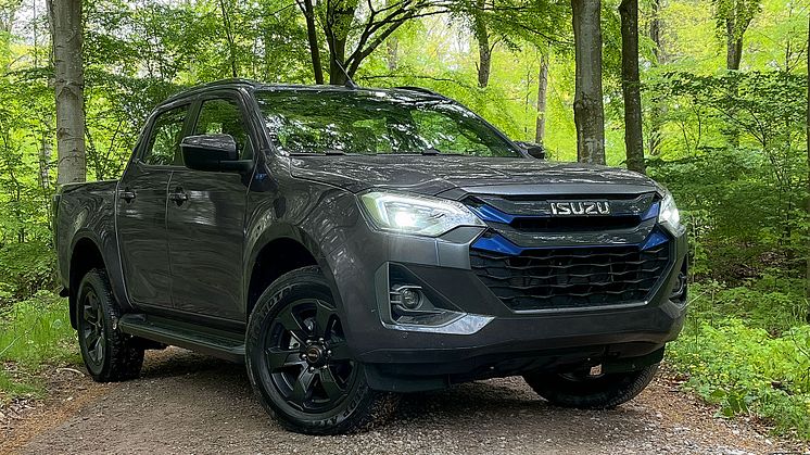 Nya Isuzu D-Max BEV är första fyrhjulsdrivna helelektriska pickupen på den svenska marknaden.