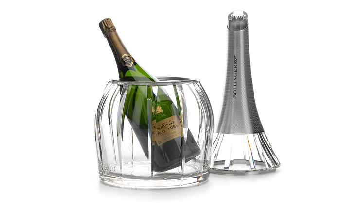 Bollinger Spectre Crystal Set 007 på Stockholms Auktionsverk