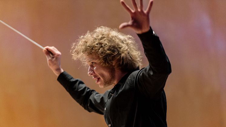 Santtu-Matias Rouvali i jazzinspirerad finalkonsert med Frank Dupree