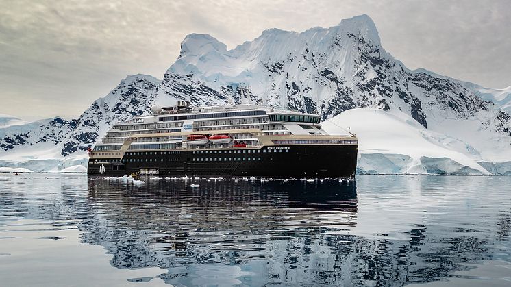 HX_MSRoaldAmundsen