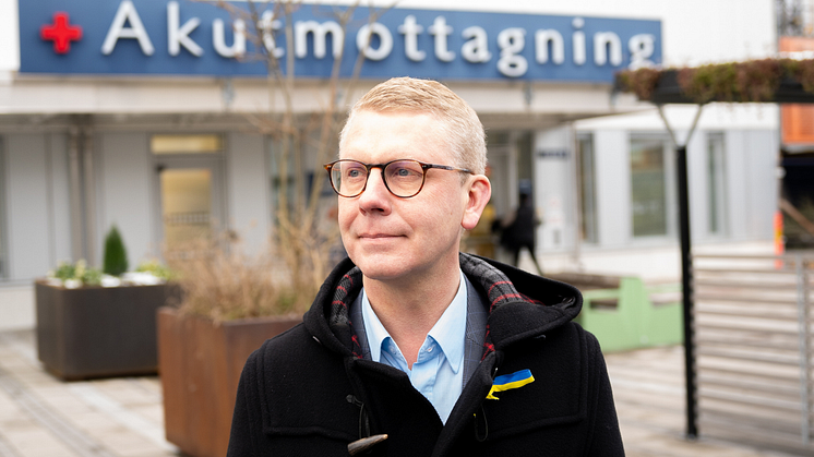 M: Stoppa miljonrullningen till nätläkare