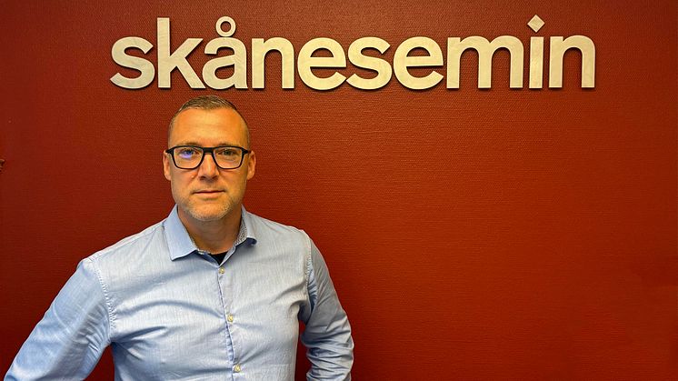 Samarbetet bidrar till kompetensutbyte och utveckling av avelsarbetet I Norden, vilket ger mervärde för våra ägare och kunder, säger Christoffer Isenstråle, vd Skånesemin.