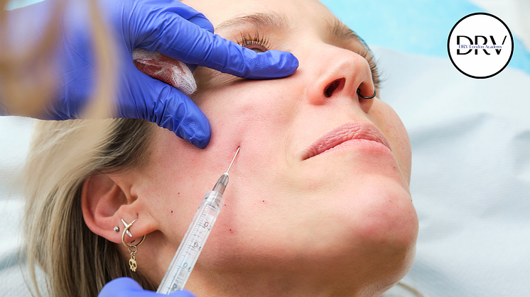 DRV London Academy offers Advanced Cannula Skill Training in London and Tirana. 