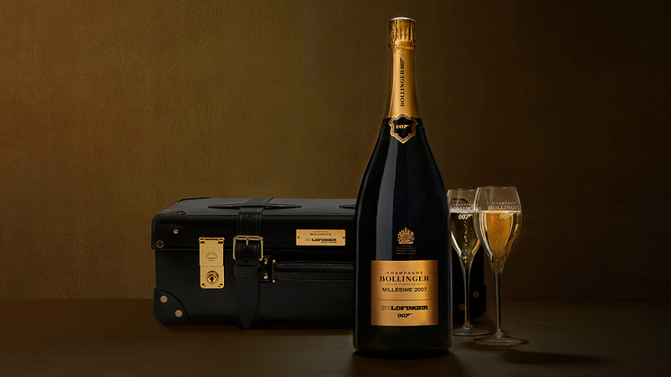 Champagne Bollinger 007 Goldfinger Limited Edition säljs på auktion hos Bukowskis: utgångspriset satt till 55 000 kronor 