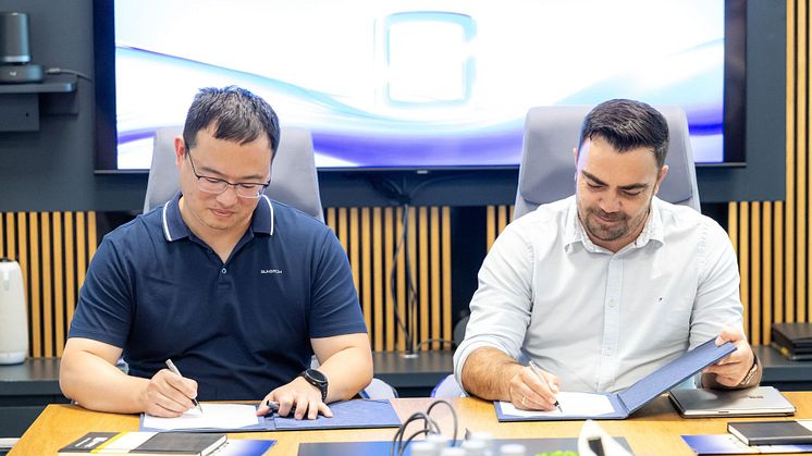 Signing Ceremony between SUNOTEC and Sungrow