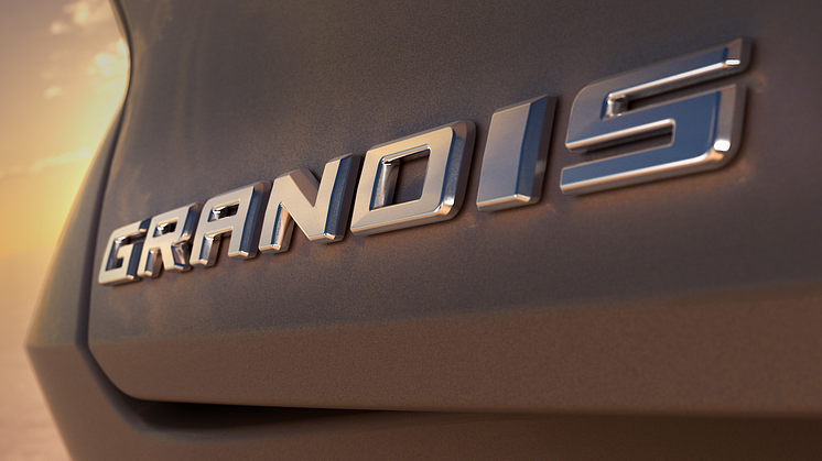 Mitsubishi Motors' nye familie-SUV skal hete "Grandis"
