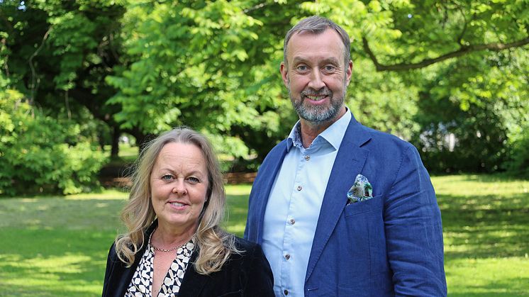 Charlotte Ljunggren styrelseordförande och Johan Trouvé vd för Västsvenska Handelskammaren.