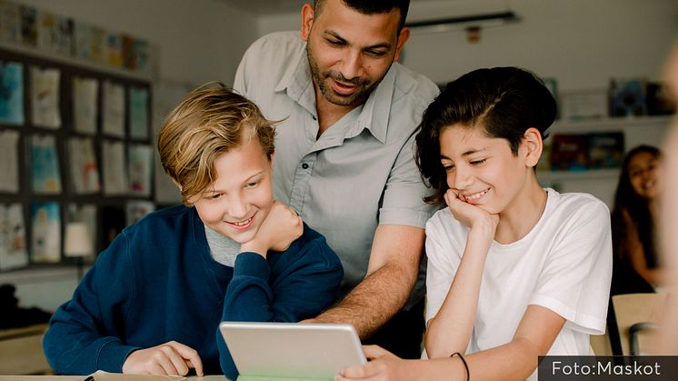 Ny undersökning visar hur lärare tänker om och använder AI i skolan