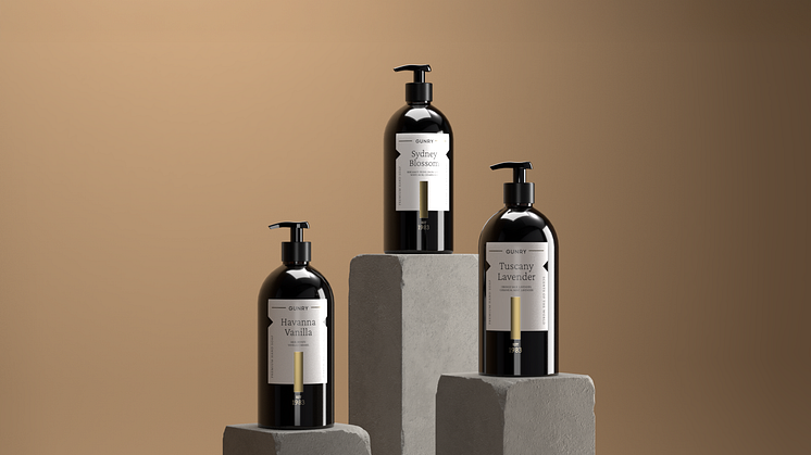 Gunry lanserar en ny design på Scents of the World.