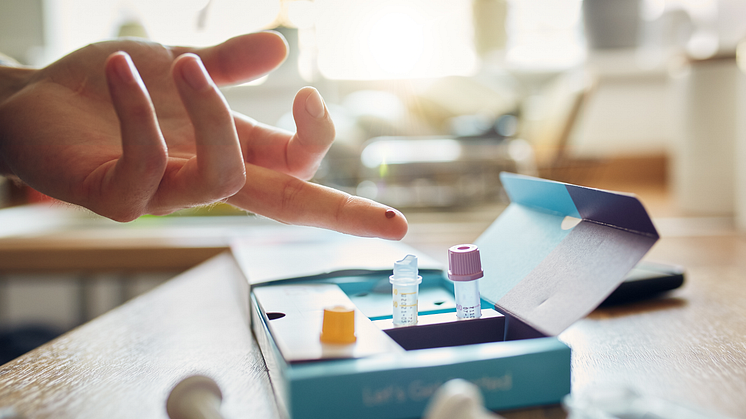 London Blood Tests offers the possibility to get a blood test in your own comfort by ordering a Vitamin Profile blood test kit.