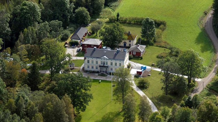 Flygbild över herrgården Rockesholm 