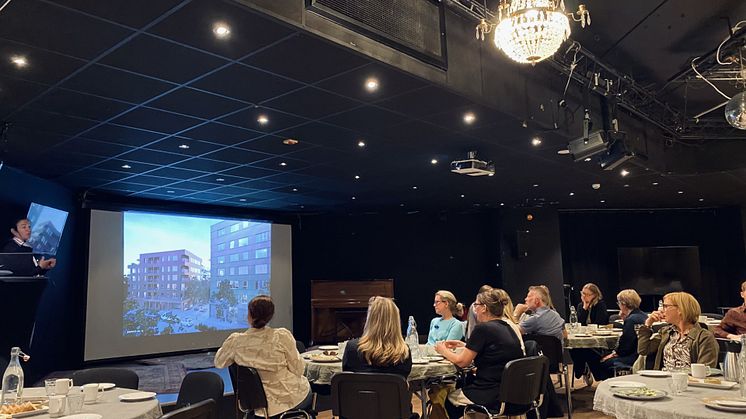 Maya Iwdal föreläser i Falkenberg