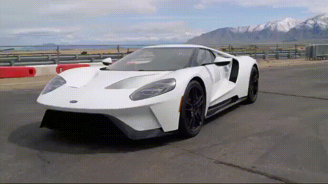All-NewFordGT_Innovations_AnimatedGIF_01