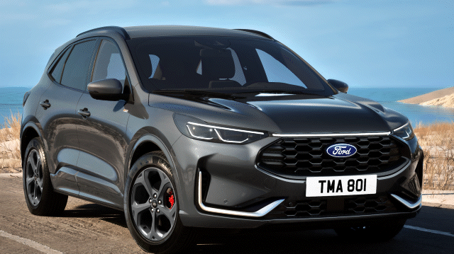 Uusi Black Package -varustepaketti tuo Ford Kugaan näyttävää tyyliä