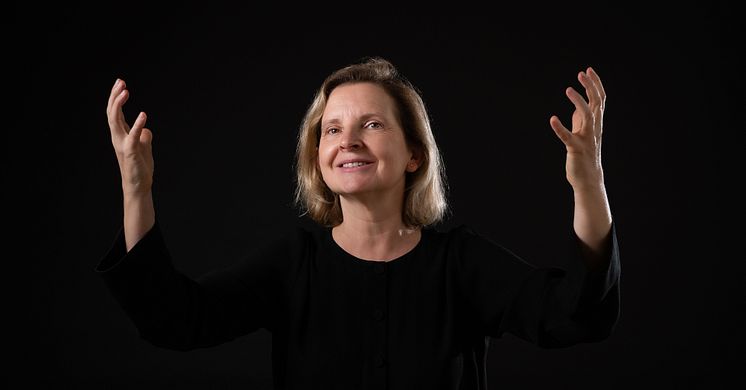 Claire Levacher tillträder som Dalasinfoniettans chefdirigent tillika konstnärliga rådgivare fr.o.m. januari 2024