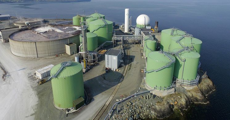 Exempel på indunstningsanläggning som levereras för rening av processvatten med en kapacitet upp till 200 m3/h och en energiförbrukning från 8kWh/m3.