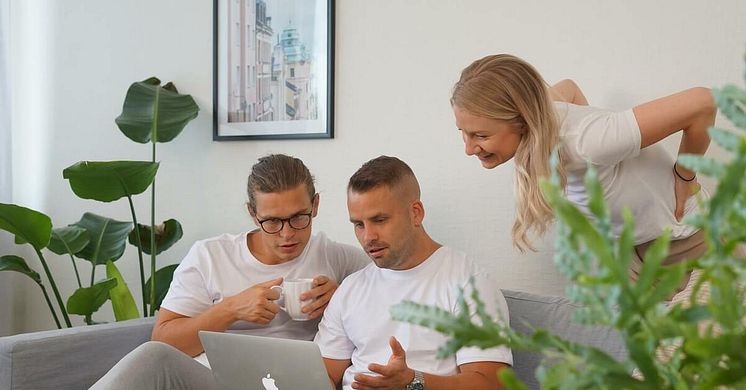 Smartproduktion lanserar ny hemsida och varumärkesidentitet