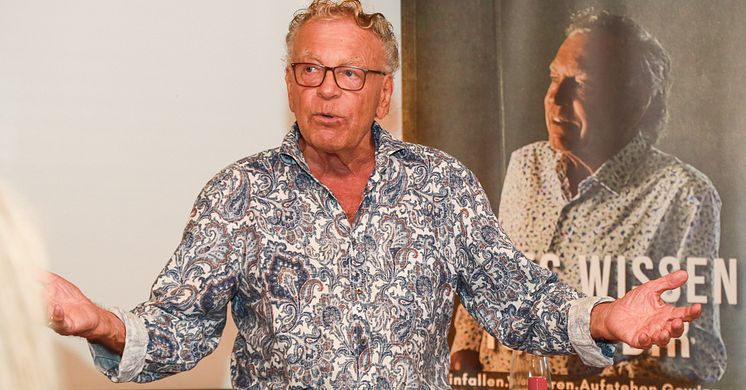 Foto: Axel Effner - In seinem Buch sagt Horst Babinsky ganz klar: „Entscheidungen kennen kein Vielleicht. Entweder du machst es oder du lässt es. Zweifel sind keine Option.“