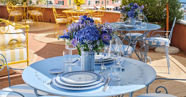 Swarovski x Rosenthal SIGNUM collection on the terrace of Cracco Restaurant Portofino 