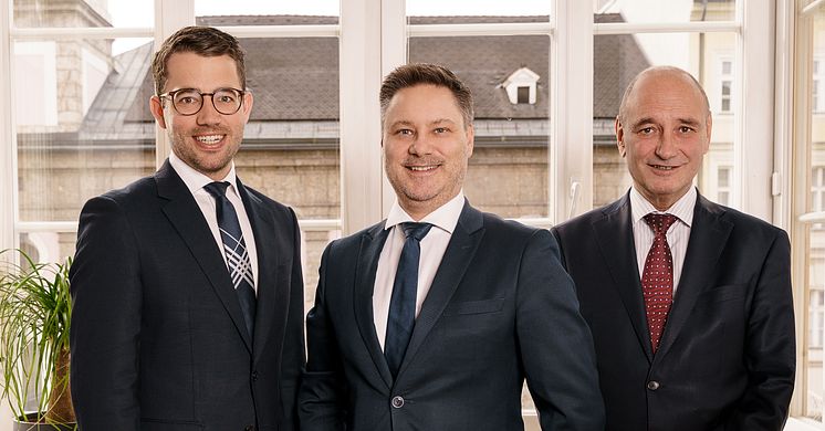 Dr. Martin Weiss, Mag. Harald Rossi & Dr. Roland Kometer sind die youristen (von links nach rechts).