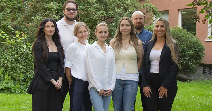 Linn Hagen, Christopher Blanck, Anna Broberg, Myrna Whitaker, Lo Elmqvist, Nils Lund, Diana Jelnean.