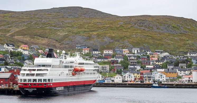MS Finnmarken in Honningsvåg, Norway. Photo: Espen Mills / Hurtigruten