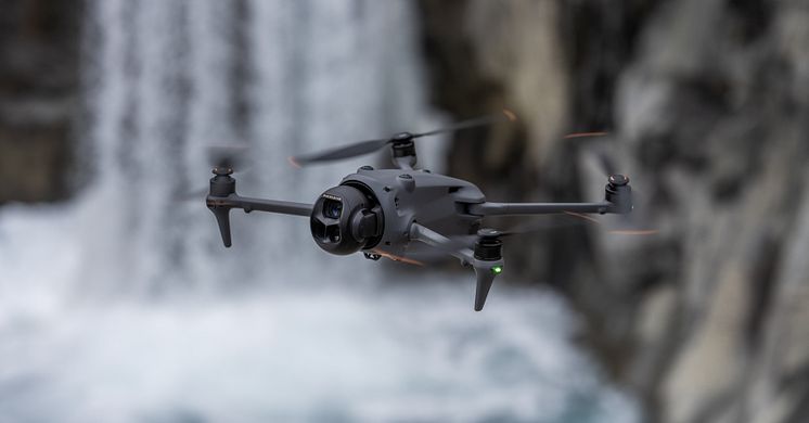 DJI Mavic 4 Pro Unlocks Shots from Any Angle for Aerial Narrators