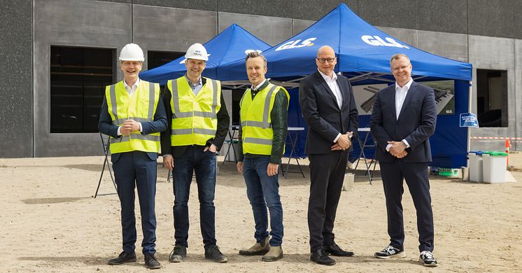 Rejsegilde d. 13. juni. Fra venstre Jacob Fischer, Nikolaj Hansen, Kim Heide Rasmussen, Steen Kristensen og Henrik Nyegaard