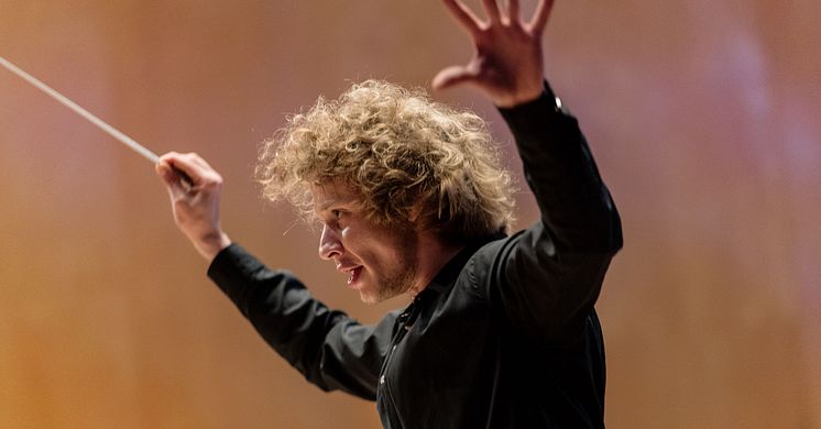 Santtu-Matias Rouvali i jazzinspirerad finalkonsert med Frank Dupree