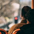 Slut på reklam för fossila bränslen och onlinecasino i kollektivtrafiken
