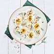 En klassiker på julbordet: Svenska hårdkokta ägg toppade med matjesillröra och remouladröra.