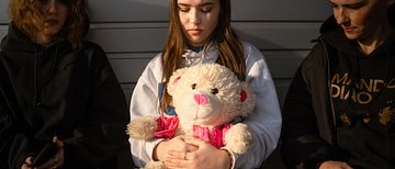 PMU:s samarbetspartner Edobro i Ukraina arbetar på nationell och lokal nivå genom församlingar för att hjälpa familjer och barn drabbade av kriget. Just nu ser de ett stort ökat behov av traumabearbetning för barn.
