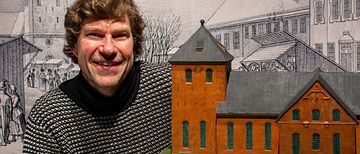 Lars Emil Hansen i utstillingen «Fra Oslo til Christiania».
