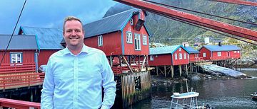 Preben Moen overtok som hotelldirektør ved tradisjonsrike Å Rorbuer i år. – Vi har ikke behov for flere gjester på sommeren. Men det er positivt at skuldersesongene øker. Det styrker arbeidsplassene, sier han.