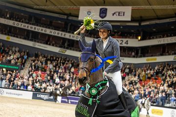 Qurious HS och Nicole Holmén efter segern i finalen av Lövsta Future Challenge under GHS 2024, foto Roland Thunholm