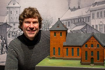 Lars Emil Hansen i utstillingen «Fra Oslo til Christiania».