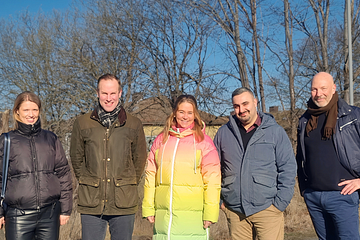 F.v: Malin Gucko, projektutvecklingschef COLIVE, Henrik Orrsjö, regionchef Väst JM, Katarina Liljestam-Beyer, VD och medgrundare Colive, Ashkan Nasri, marknadschef COLIVE, Nils Eberil, affärsutvecklingschef Väst JM