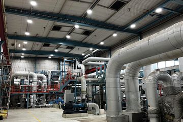 Navirum Energi AB belyser maskinhall med Intenz