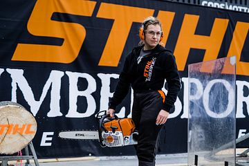 Tove Njåstad (26) blir den første til å representere Norden internasjonalt på damesiden i TIMBERSPORTS®.