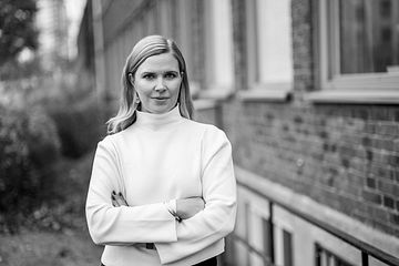Ekonomi och juridik går ofta hand i hand och Skandias kunder kan nu känna trygghet även i juridiska frågor, säger Caroline Blomsten, Affärsutvecklingschef på Verahill Familjejuridik.