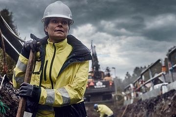 KVINDELIGE FORMER KRÆVER SPECIALDESIGNET ARBEJDSTØJ