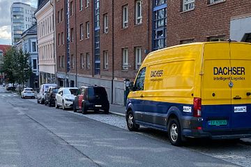 VW eCrafter ute på leveringsoppdrag i Oslo sentrum
