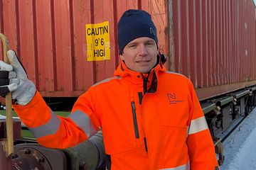 Magnus Grimhed, Marknad- & försäljningschef, Norrköpings Hamn, är mycket glad över att kunna erbjuda kunderna möjlighet till mer hållbara transporter.
