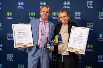 Fredrik Fredriksson och Maria Jonasson, vinnare av Svenska Campingpriset 2025.