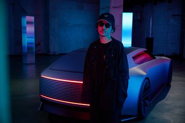 JAGUAR OCH YOSHIROTTEN PRESENTERAR DEN OMSLUTANDE INSTALLATIONEN: ‘TOKYO FUTURE 00’