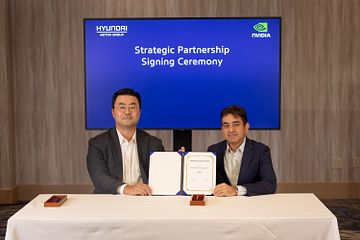 Heung-Soo Kim, Executive Vice President og Head of Global Strategy Office i Hyundai Motor Group og Rishi Dhall, leder for Automotive hos NVIDIA. Foto: Hyundai Motor Company