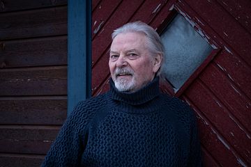 Rolf Degerlund spelar Jan i Skrolycka i Kejsarn av Portugallien på Västanå sommaren 2025.
